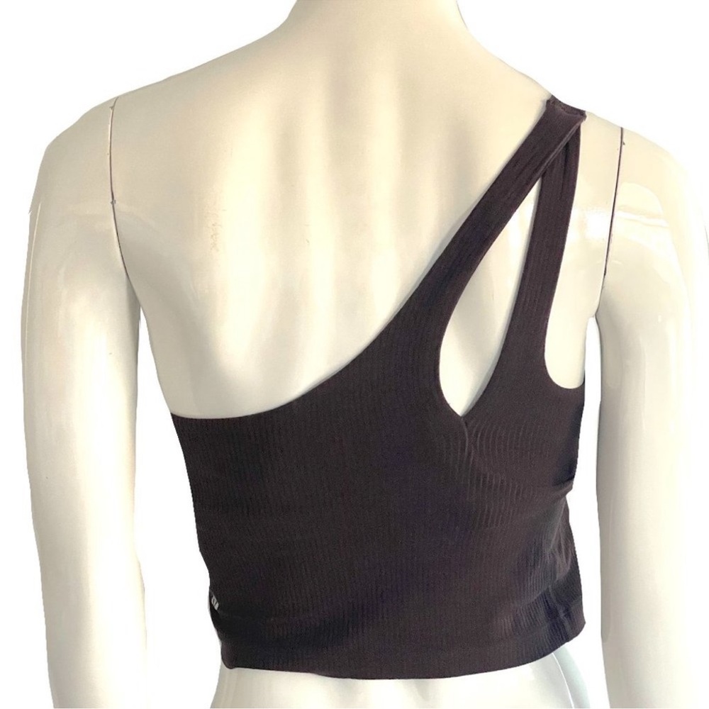 lululemon Ribbed Nulu Asymmetrical Yoga Tank Top in Espresso. Size 4 - Picture 6 of 9